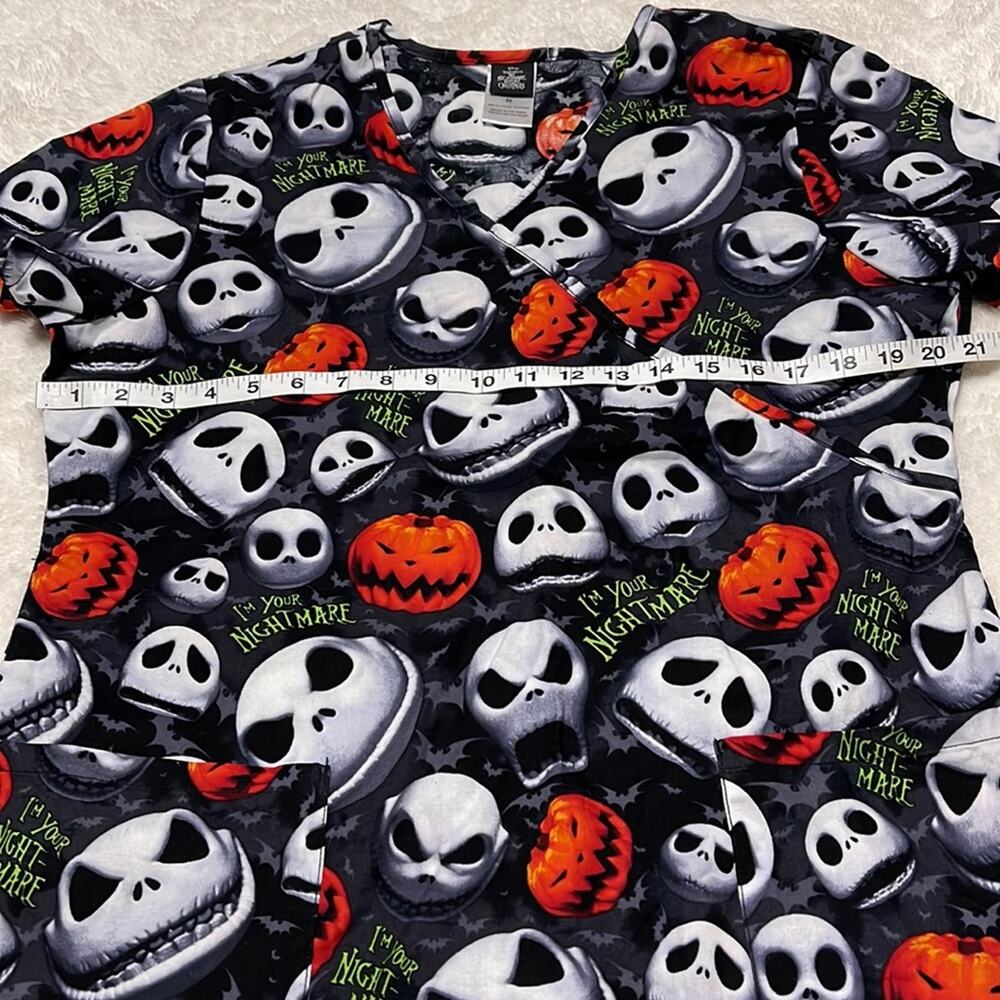 Disney nightmare before Christmas  scrub top medium - Picture 3 of 11